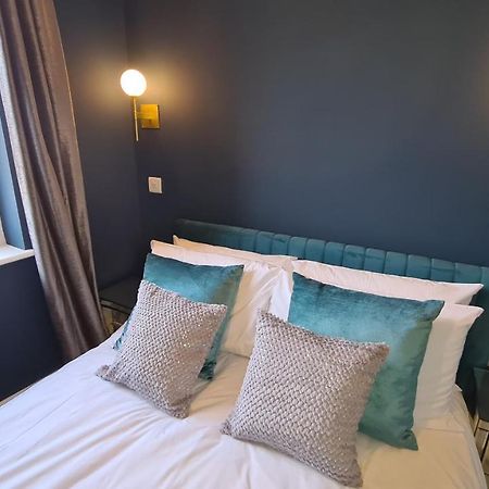 The Loughborough - Elegant, Glamourous Boutique 1 Bed, Central 트루로 외부 사진