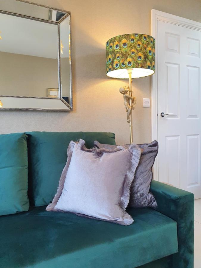 The Loughborough - Elegant, Glamourous Boutique 1 Bed, Central 트루로 외부 사진