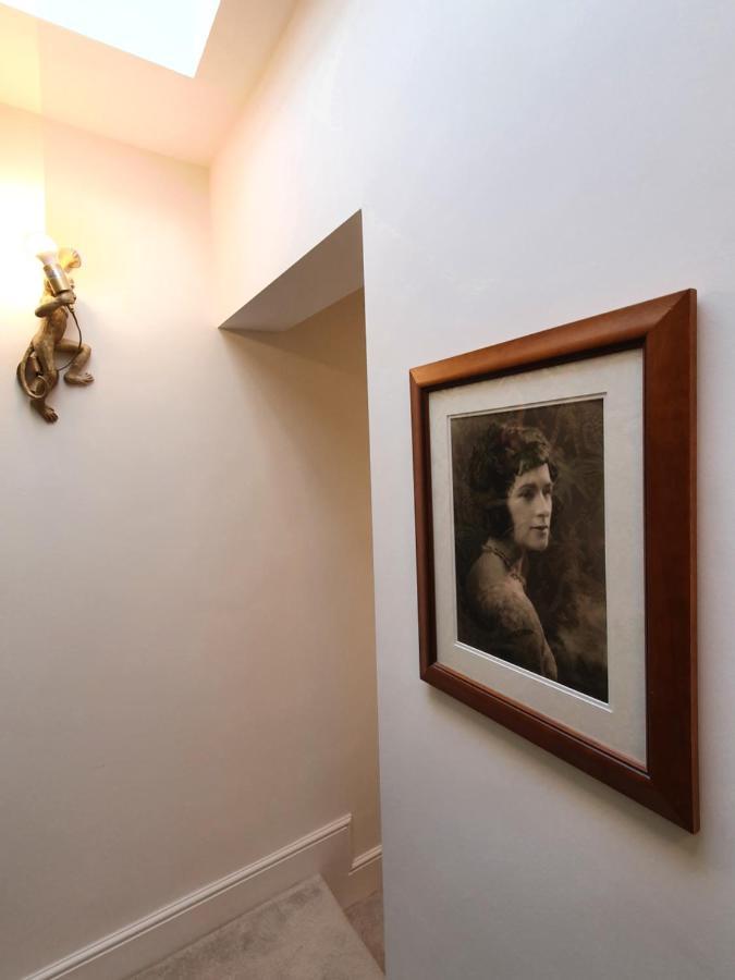 The Loughborough - Elegant, Glamourous Boutique 1 Bed, Central 트루로 외부 사진