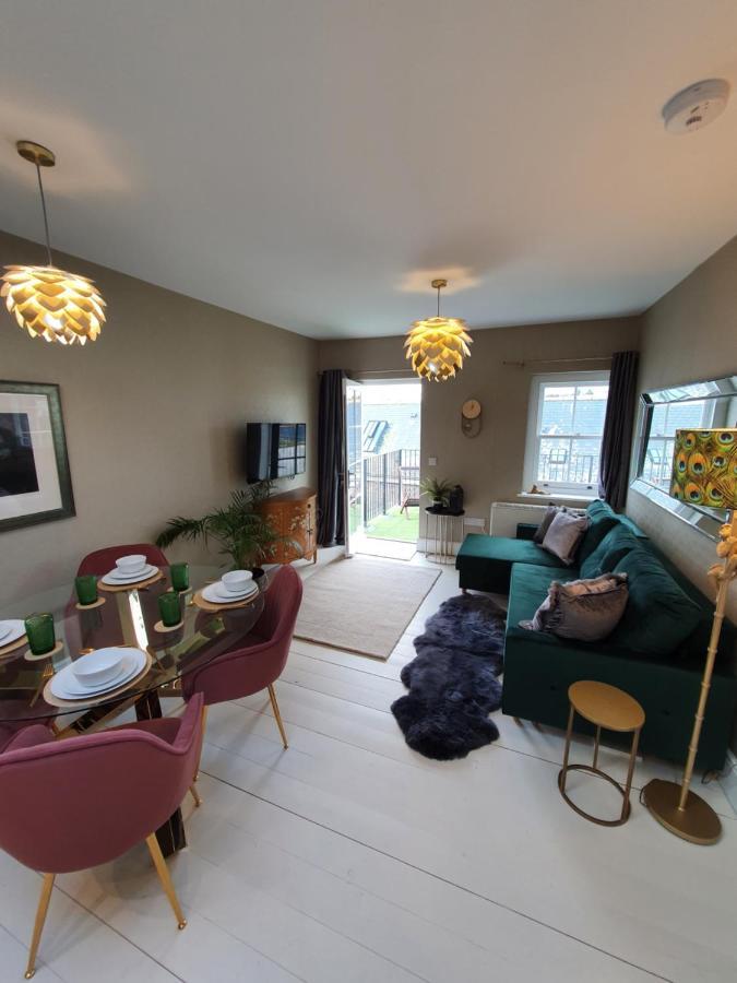 The Loughborough - Elegant, Glamourous Boutique 1 Bed, Central 트루로 외부 사진